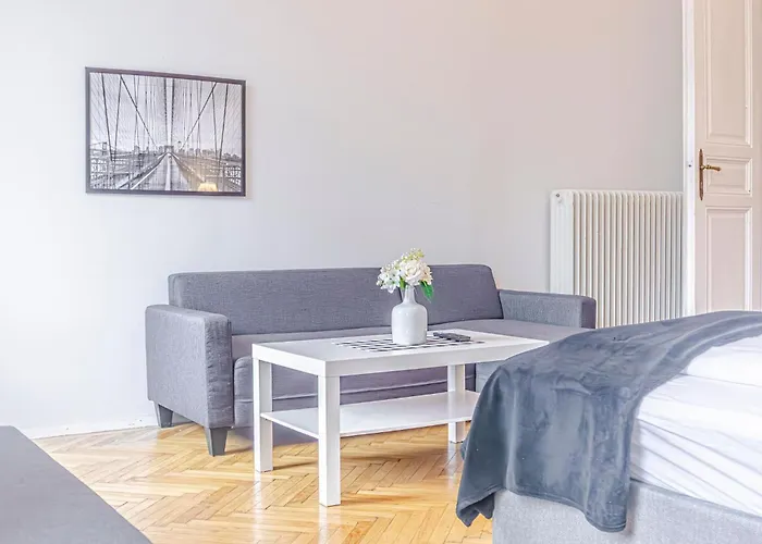 Apartmán Vibrant 3br Near Akh Hospital - Perfect For Groups *